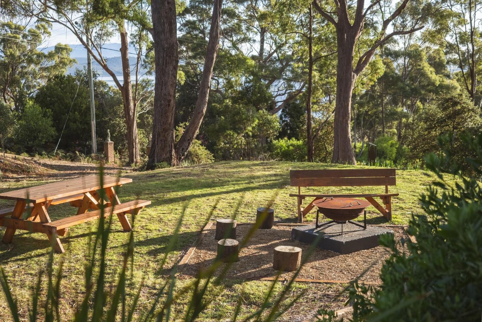 Blyth Retreat, Bruny Island Villa Simpsons Bay Exterior photo